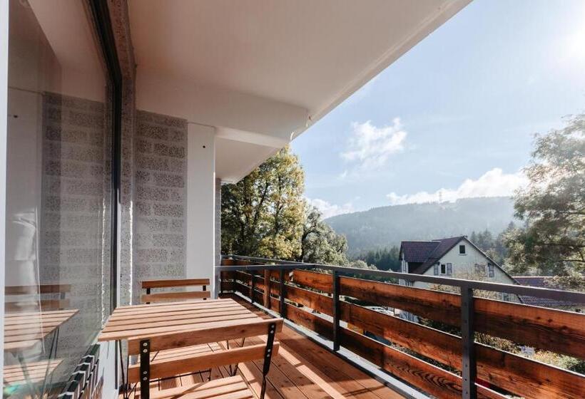 استودیوی استاندارد, Granetal.quartier