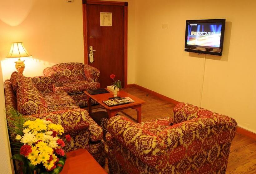 سوئیت مدیریتی 2 خوابه, Gulf Gate