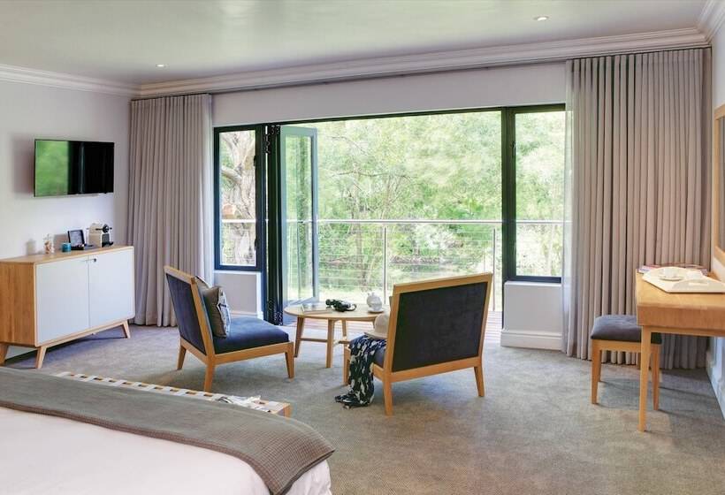 جناح سوبيريور, Knysna Hollow Country Estate