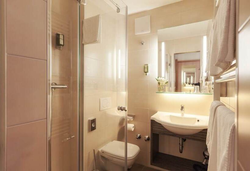 اتاق استاندارد, Le Petit Charmeinn