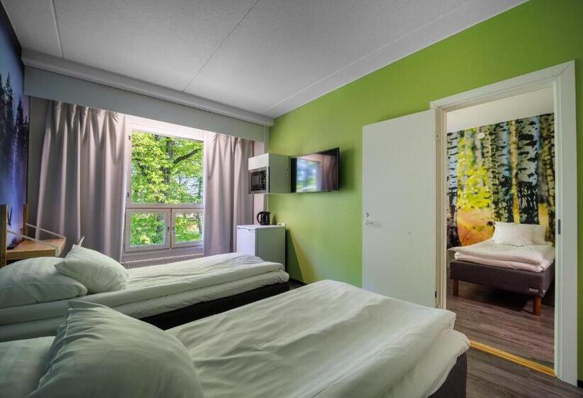 غرفة عائلية, Li Uninen Loviisa