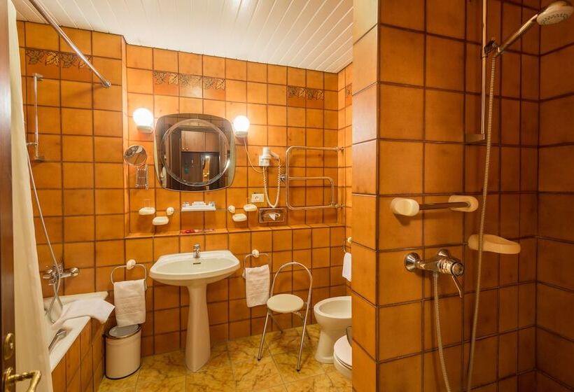 디럭스 룸, President