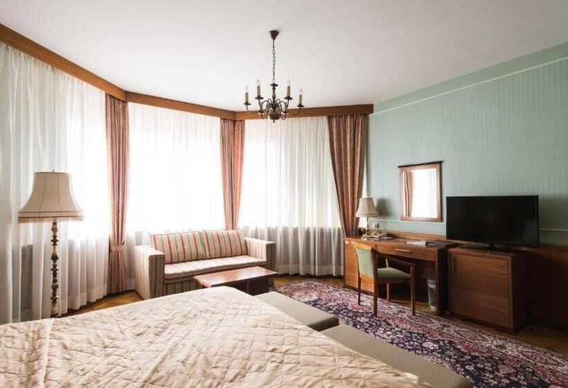 디럭스 룸, President