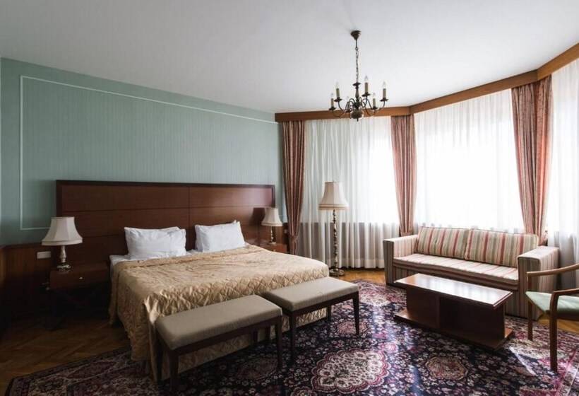 디럭스 룸, President