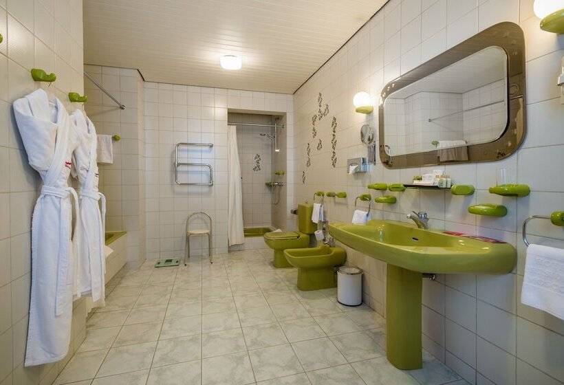 스위트, President