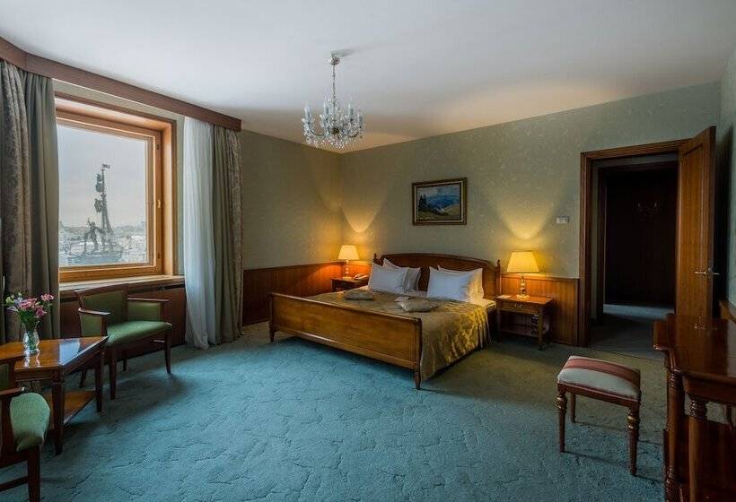 스위트, President