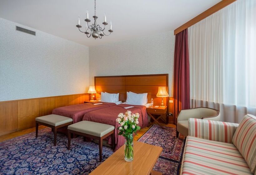 디럭스 룸, President