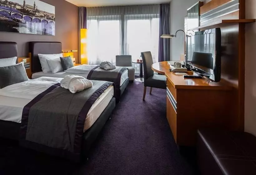 اتاق سوپریور, Ramada By Wyndham Dresden