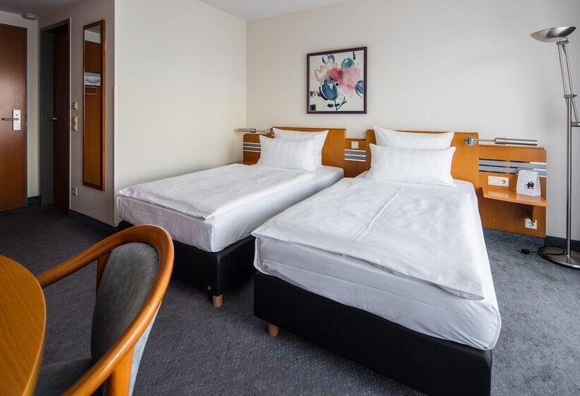 이코노미 룸, Ramada By Wyndham Dresden