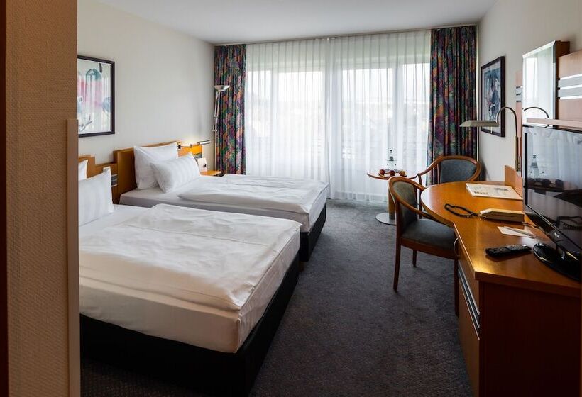 이코노미 룸, Ramada By Wyndham Dresden