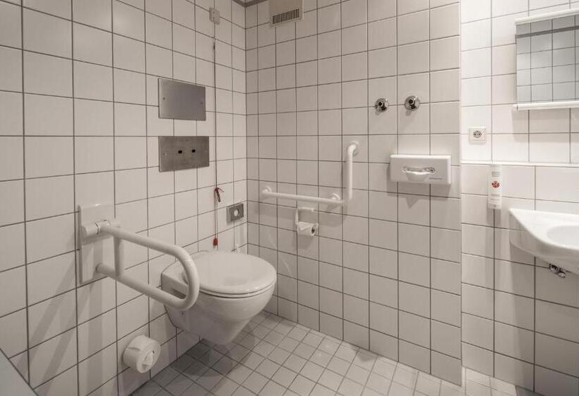 장애인을 위한 스탠다드 싱글 룸, Ramada By Wyndham Dresden