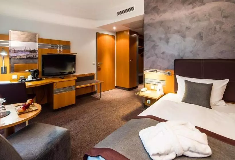 اتاق استاندارد یک تخته برای معلولان, Ramada By Wyndham Dresden
