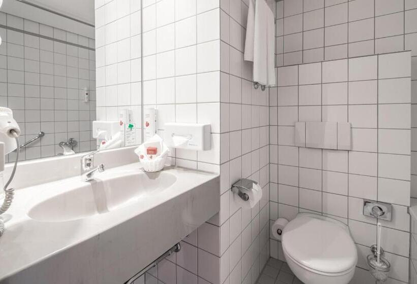 이코노미 룸, Ramada By Wyndham Dresden