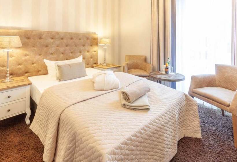 컴포트 싱글 룸, Vier Jahreszeiten Binz Adults Only