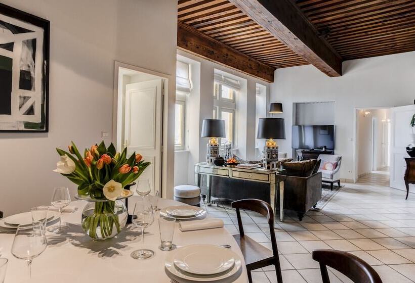 آپارتمان 1 خوابه, Villa Florentine