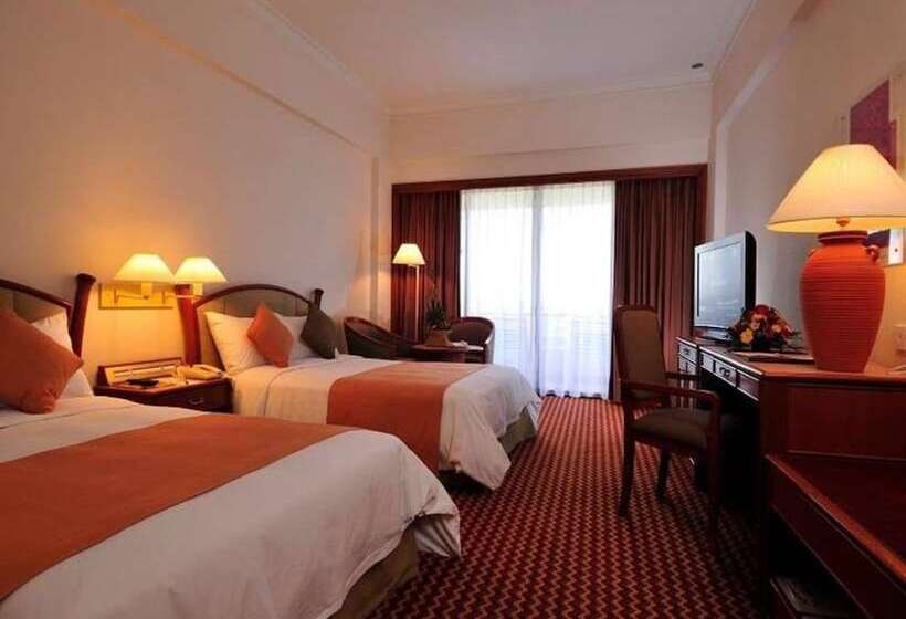 غرفة إدارية مطلة على البحر, Parkcity Everly Hotel Miri