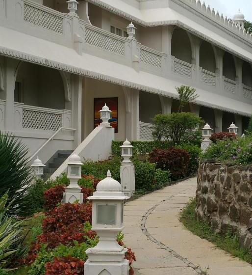 디럭스 룸 가든 전망, Vivanta Aurangabad, Maharashtra