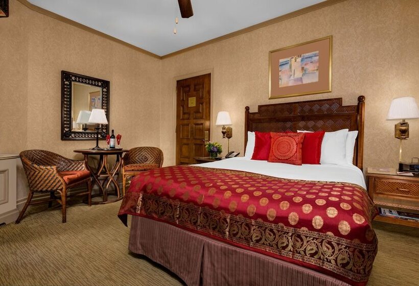 اتاق لوکس, Casablanca Hotel By Library Hotel Collection