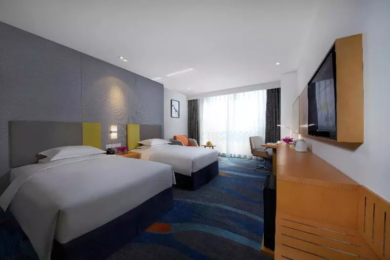 اتاق لوکس, Days Inn & Suites By Wyndham Sault Ste. Marie On