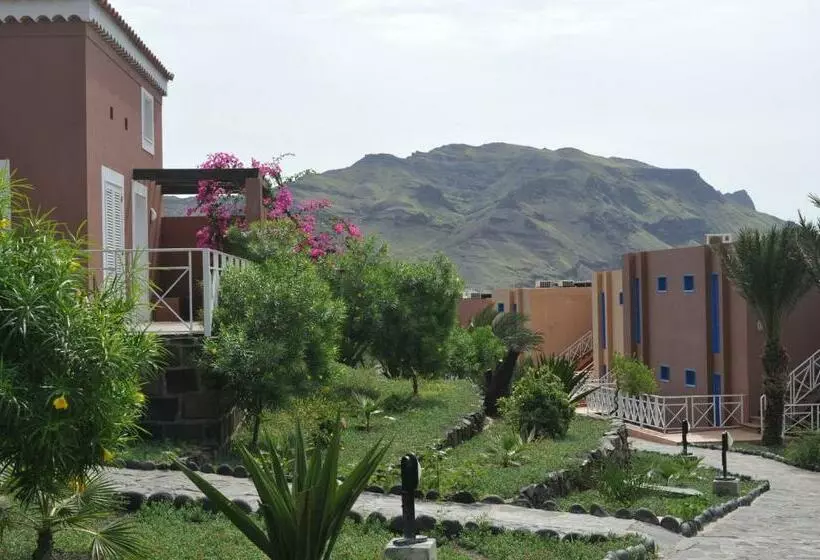 سوییت جونیور, Flag Hotel Foya Branca