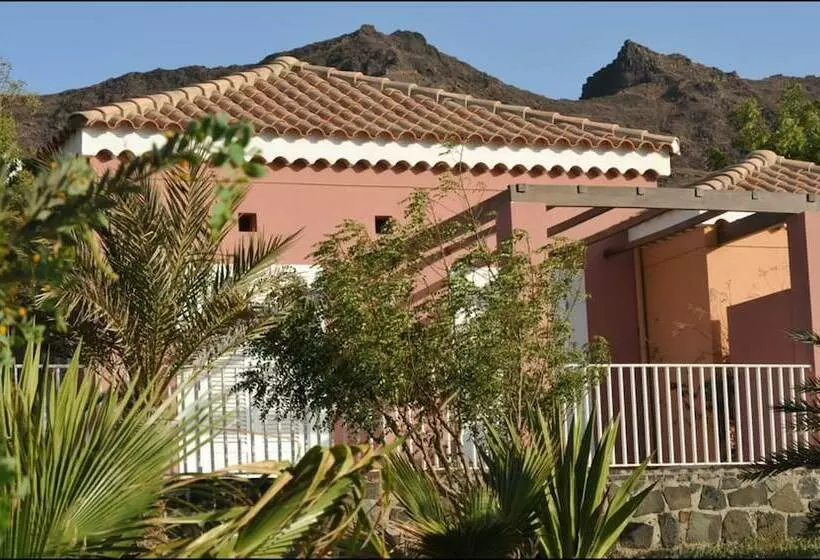 ویلای 4 خوابه, Flag Hotel Foya Branca
