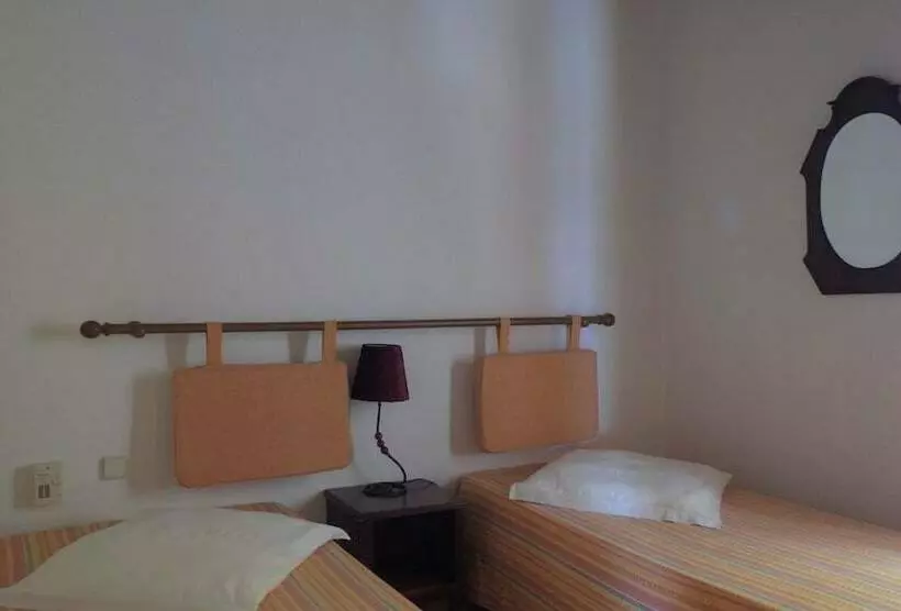 ویلای 4 خوابه, Flag Hotel Foya Branca