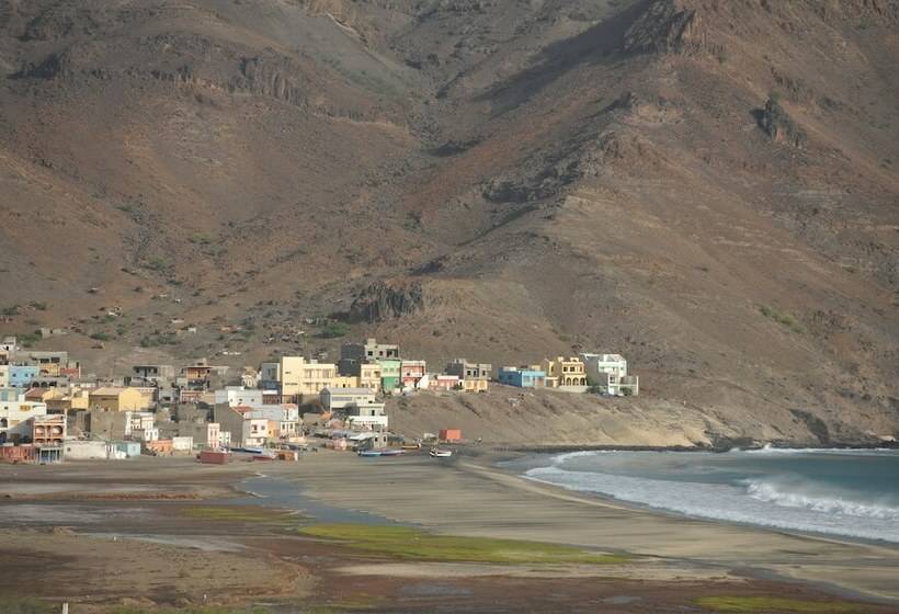 ویلای 4 خوابه, Flag Hotel Foya Branca