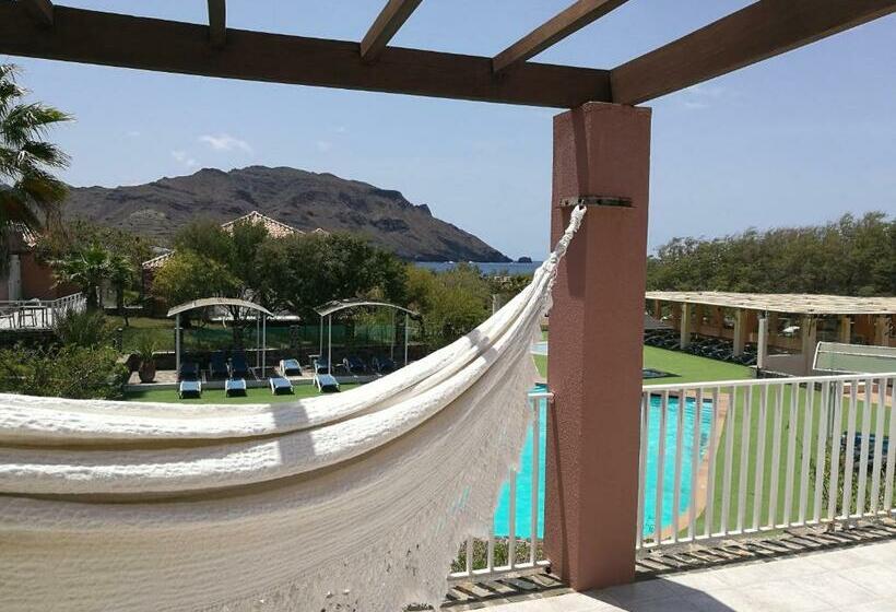 ویلای 3 خوابه, Flag Hotel Foya Branca