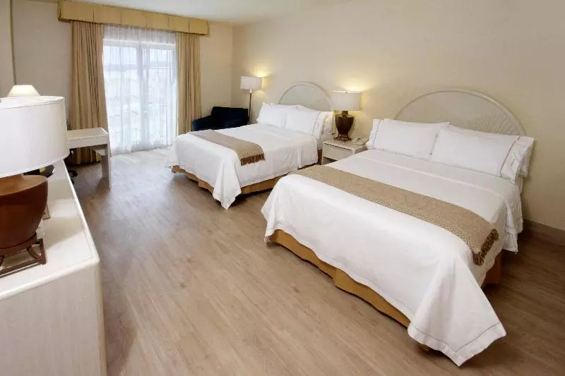 اتاق سوپریور با چشم‌انداز دریا, Flag Hotel Foya Branca