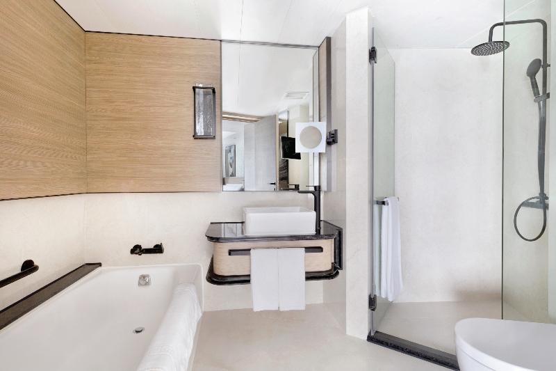 سوئیت با چشم‌انداز, Harbour Grand Kowloon