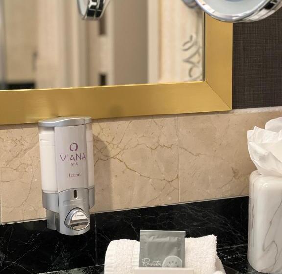 غرفة قياسية مزوَّدة بمطبخ, Inn At Great Neck