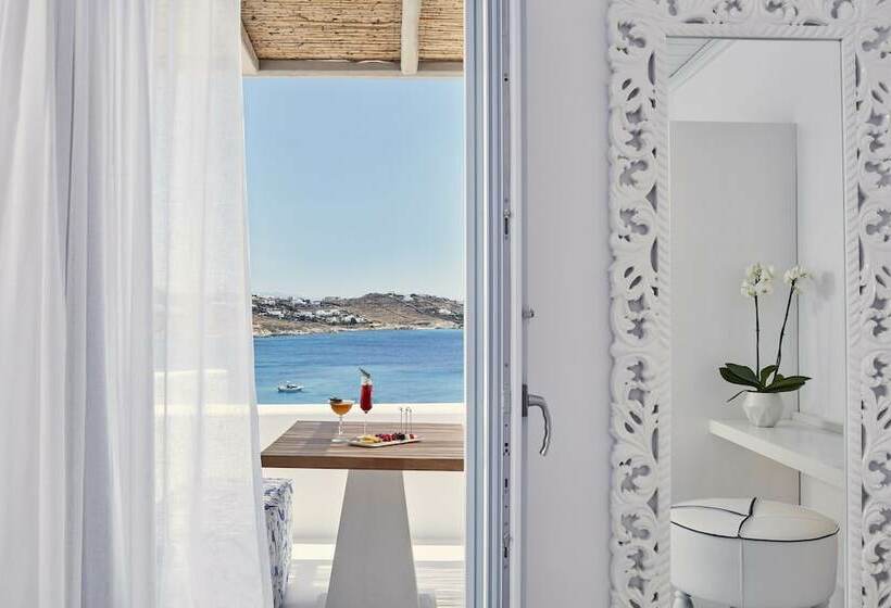 سوییت جونیور با چشم‌انداز دریا, Katikies Mykonos - The Leading Hotels Of The World