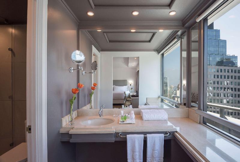 带观景的高级间, NH Collection Plaza Santiago