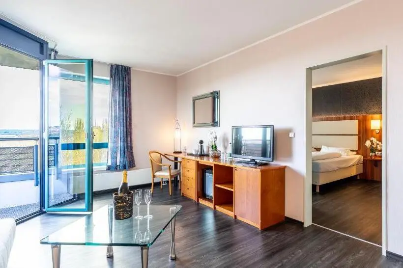 Juniorsviitti, Plaza Inn Zwickau