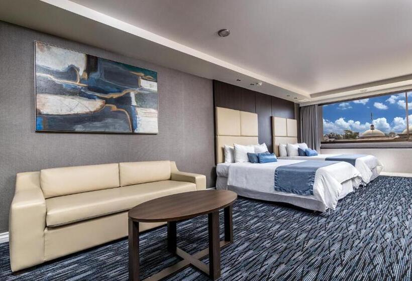 جناح, Pueblo Amigo Hotel Plaza Y Casino