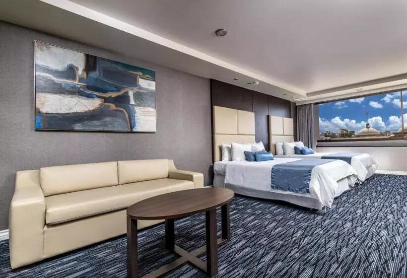سوییت, Pueblo Amigo Hotel Plaza Y Casino