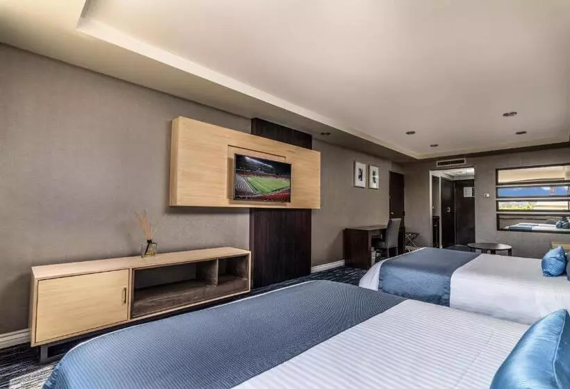 سوییت اجرایی, Pueblo Amigo Hotel Plaza Y Casino