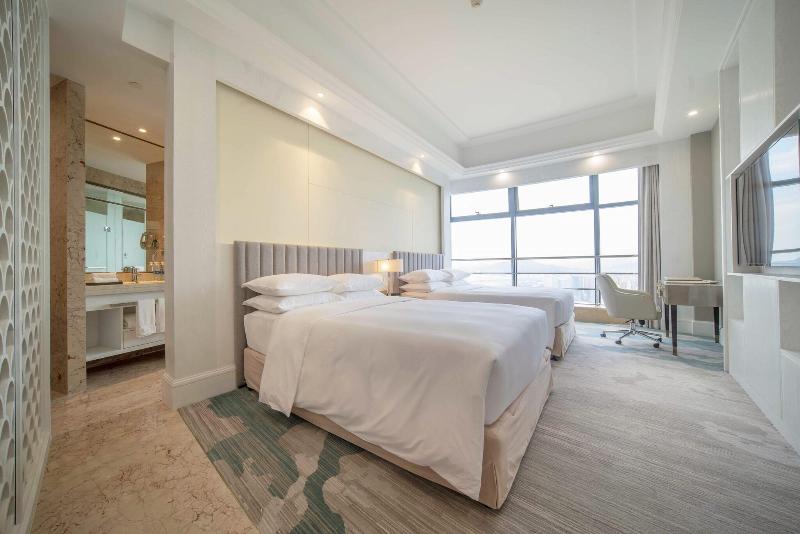 جناح جونيور إداري, Pueblo Amigo Hotel Plaza Y Casino