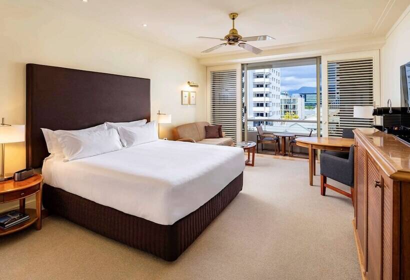 수피리어 룸 도시 전망, Pullman Reef Hotel Casino