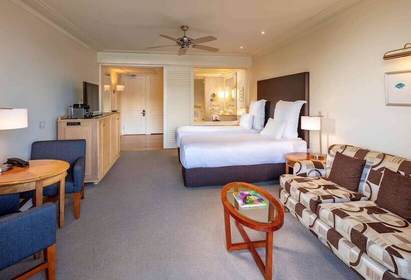 수피리어 룸 도시 전망, Pullman Reef Hotel Casino