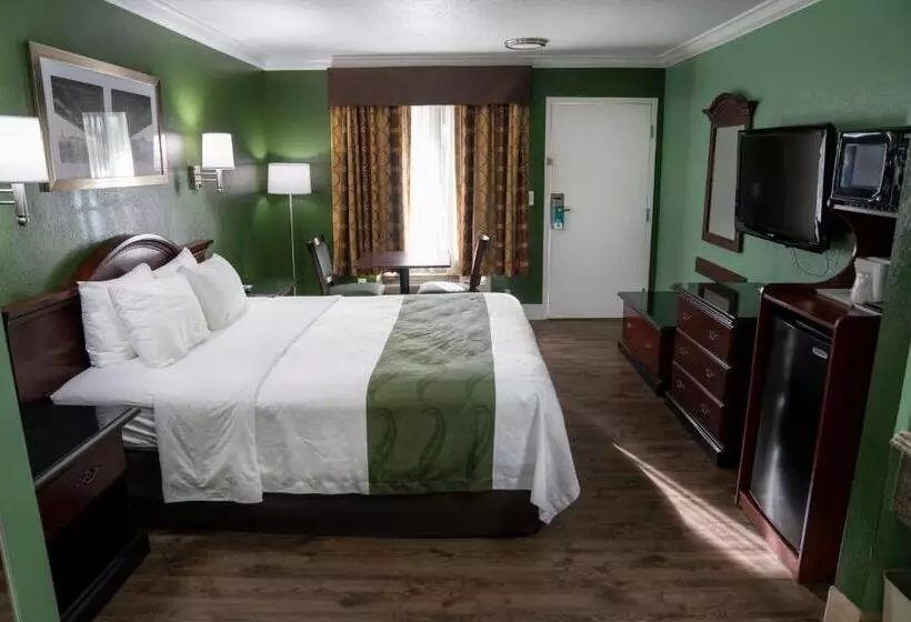 اتاق لوکس با تخت بزرگ, Quality Inn Hemet  San Jacinto