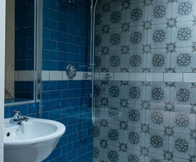 חדר סטנדרט, The Carpenters Arms