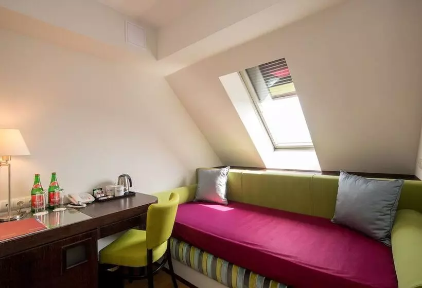 Komfort Einzelzimmer, Three Corners Hotel Art