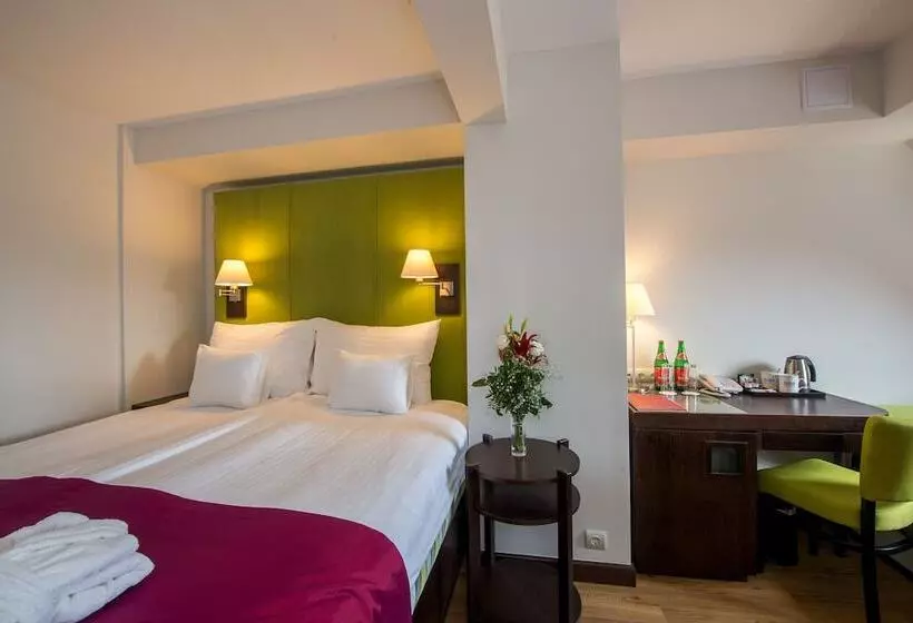 Deluxe Zimmer, Three Corners Hotel Art