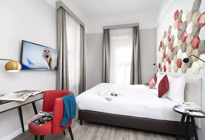 Deluxe Zimmer, Three Corners Hotel Art