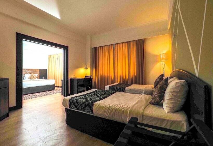 اتاق لوکس چهار تخته, Howard Johnson By Wyndham Kuala Lumpur 118