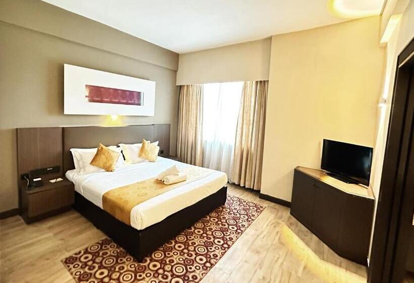 اتاق لوکس چهار تخته, Howard Johnson By Wyndham Kuala Lumpur 118