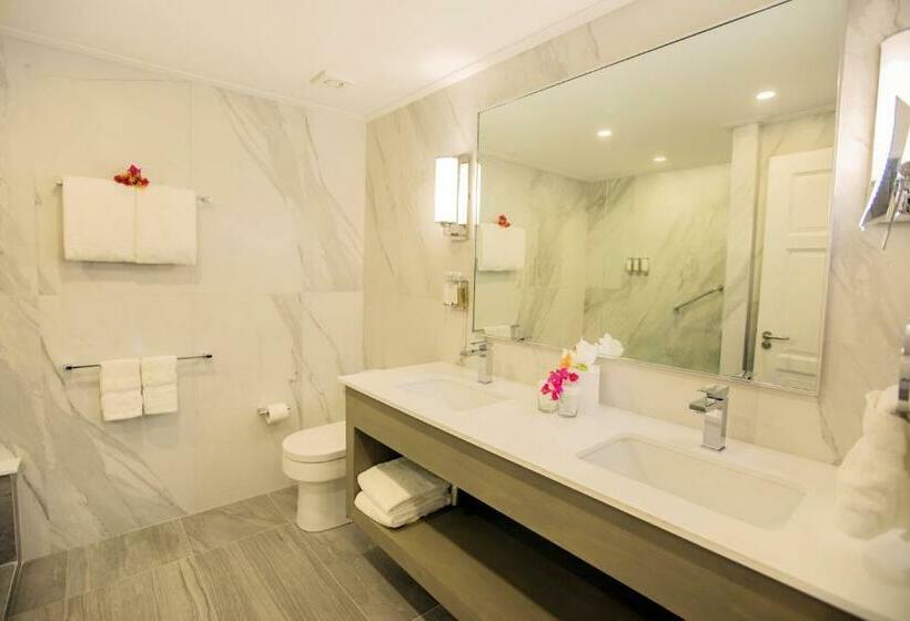 سوییت لوکس, Bougainvillea Barbados