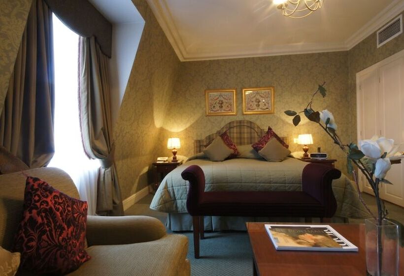 デラックスルーム, The Leonard