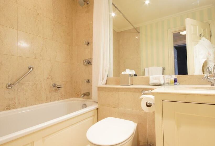 スイート, The Leonard